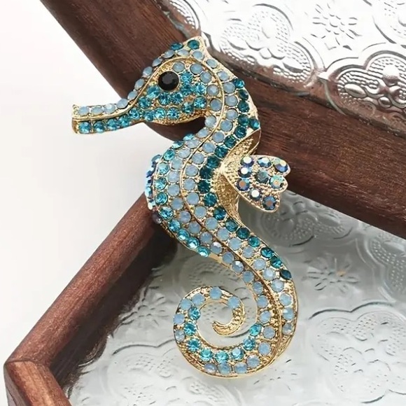 Boutique Jewelry - Seahorse Brooch with Turquoise & Teal Rhinestones